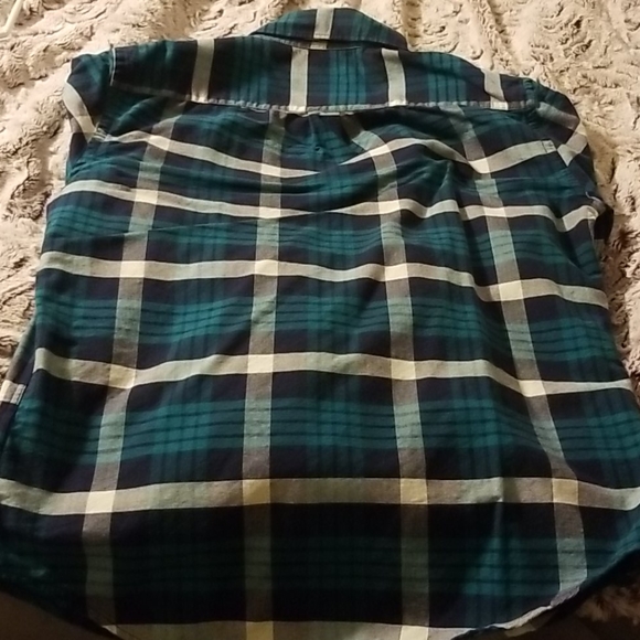 Long Sleeve Button Down - Picture 4 of 4